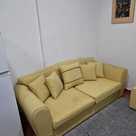 Geljus Tirana